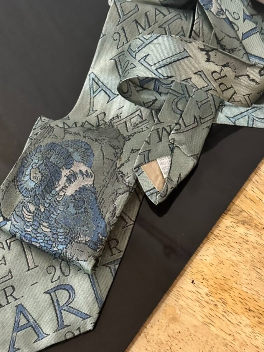 Moschino Aries Zodiac Ram Birthday Gift Collectors Item Necktie Silk Jacquard - Picture 7 of 8